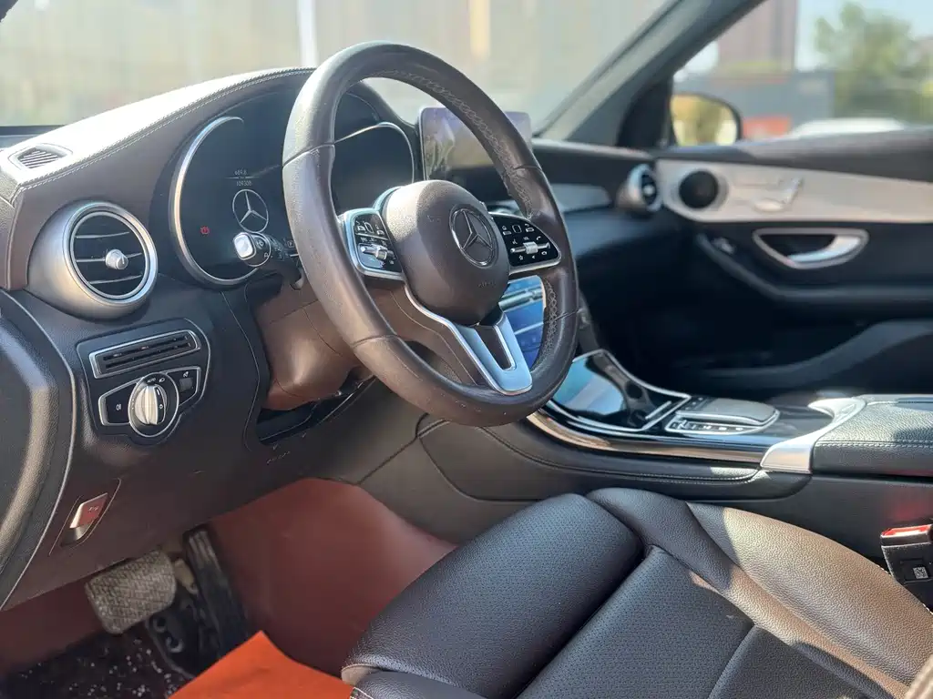 Mercedes-Benz GLC — миниатюра 4