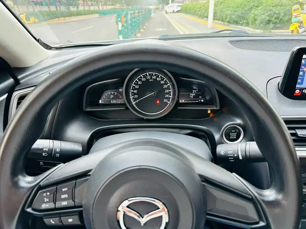 Mazda 3 Axela — миниатюра 9