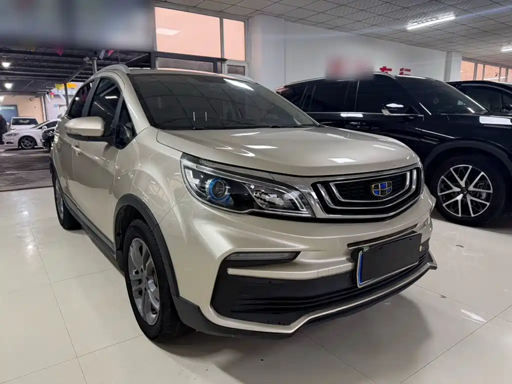Geely Vision X3 — миниатюра 9