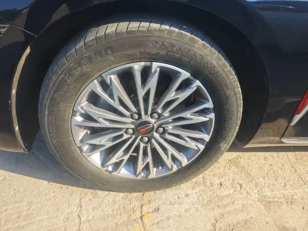 Hongqi Hongqi H5 — миниатюра 23