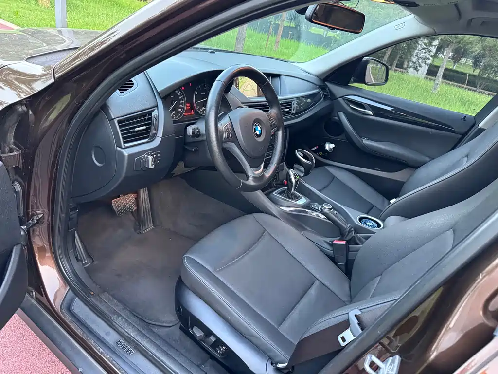 BMW X1 — миниатюра 3
