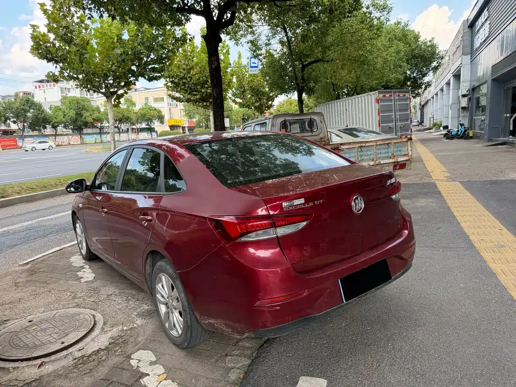 Buick Excelle — миниатюра 6