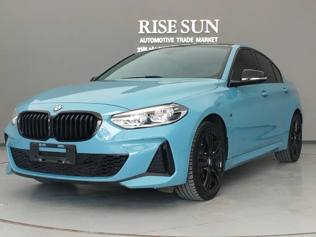 BMW 1 Series 2021