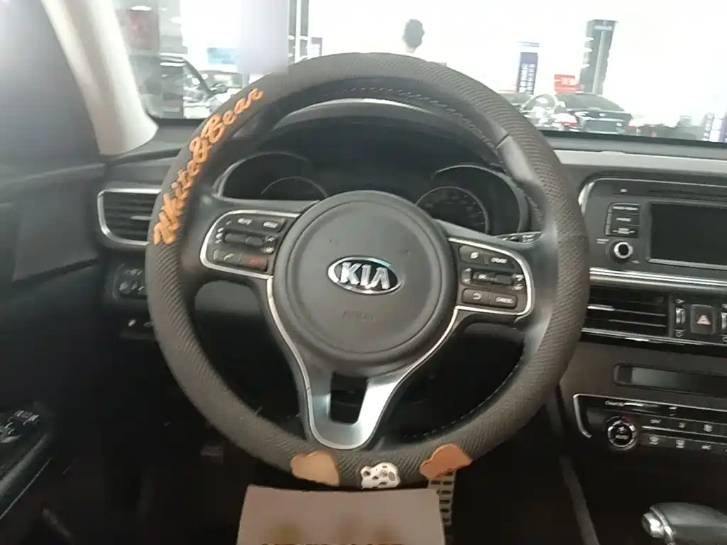 Kia K5 — миниатюра 11