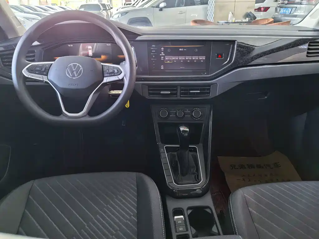 Volkswagen Lavida — миниатюра 4