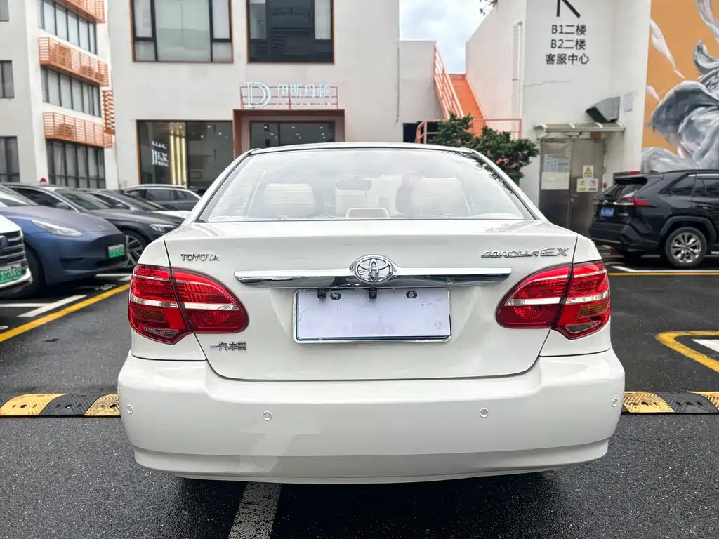 Toyota Corolla — миниатюра 4