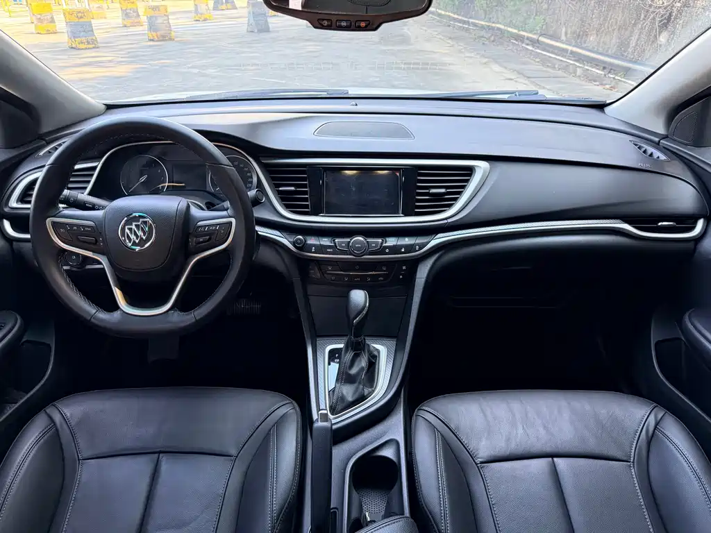 Buick Excelle — миниатюра 10