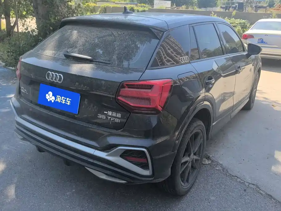 Audi Q2L — миниатюра 3