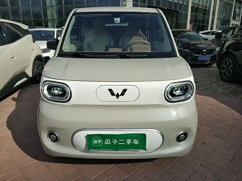 Wuling MINIEV — миниатюра 3