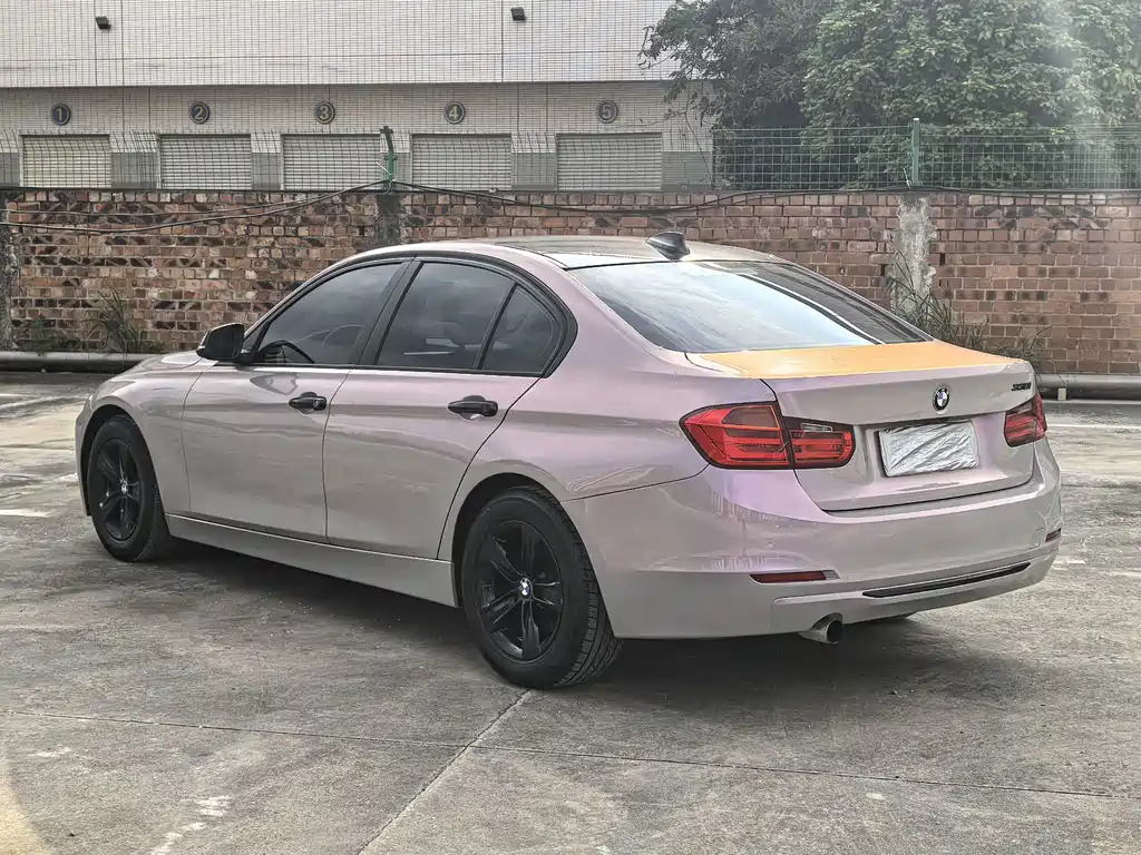 BMW 3 Series — миниатюра 7