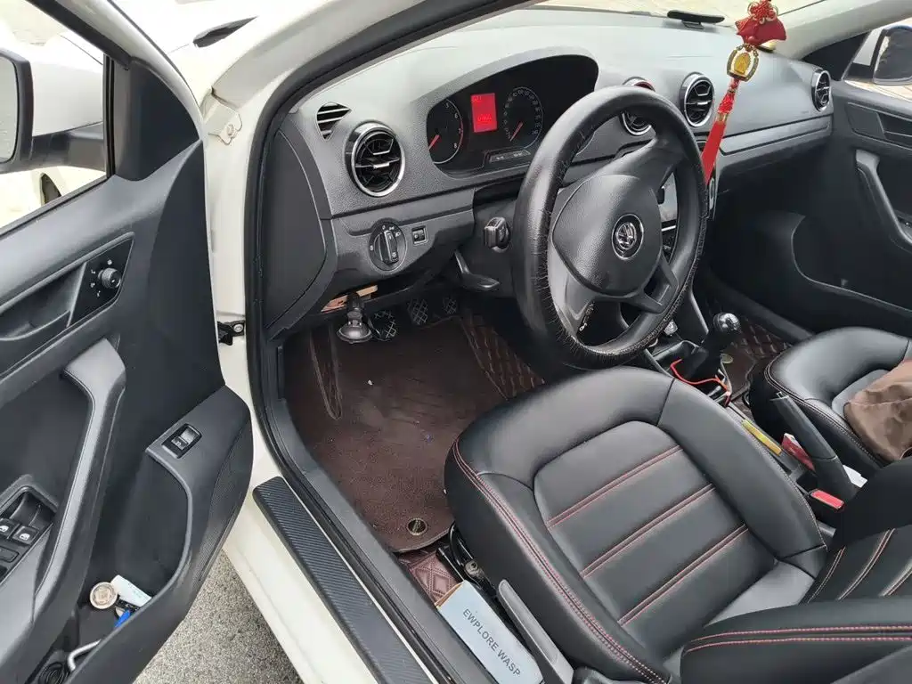 Volkswagen Jetta — миниатюра 12