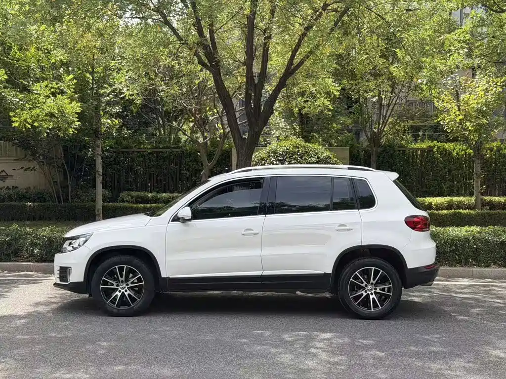 Volkswagen Tiguan — миниатюра 15