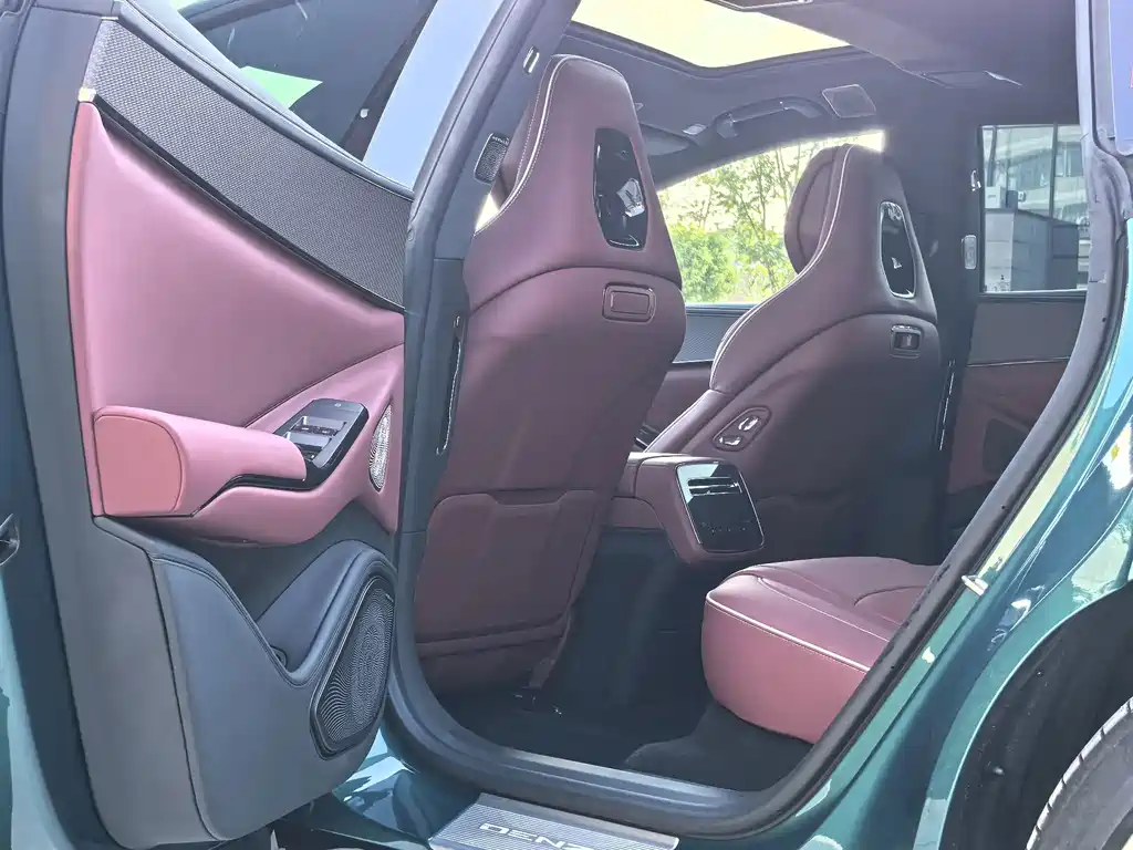 Denza Denza Z9GT — миниатюра 21