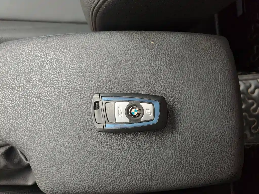 BMW 3 Series — миниатюра 9
