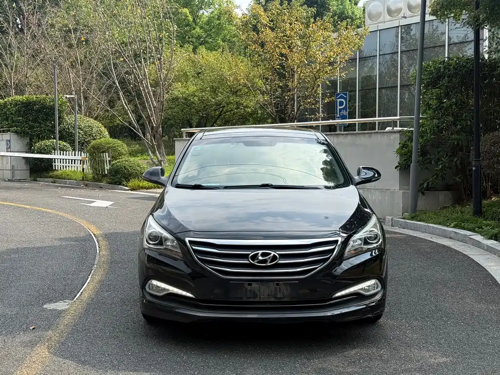 Hyundai Mistra — миниатюра 2
