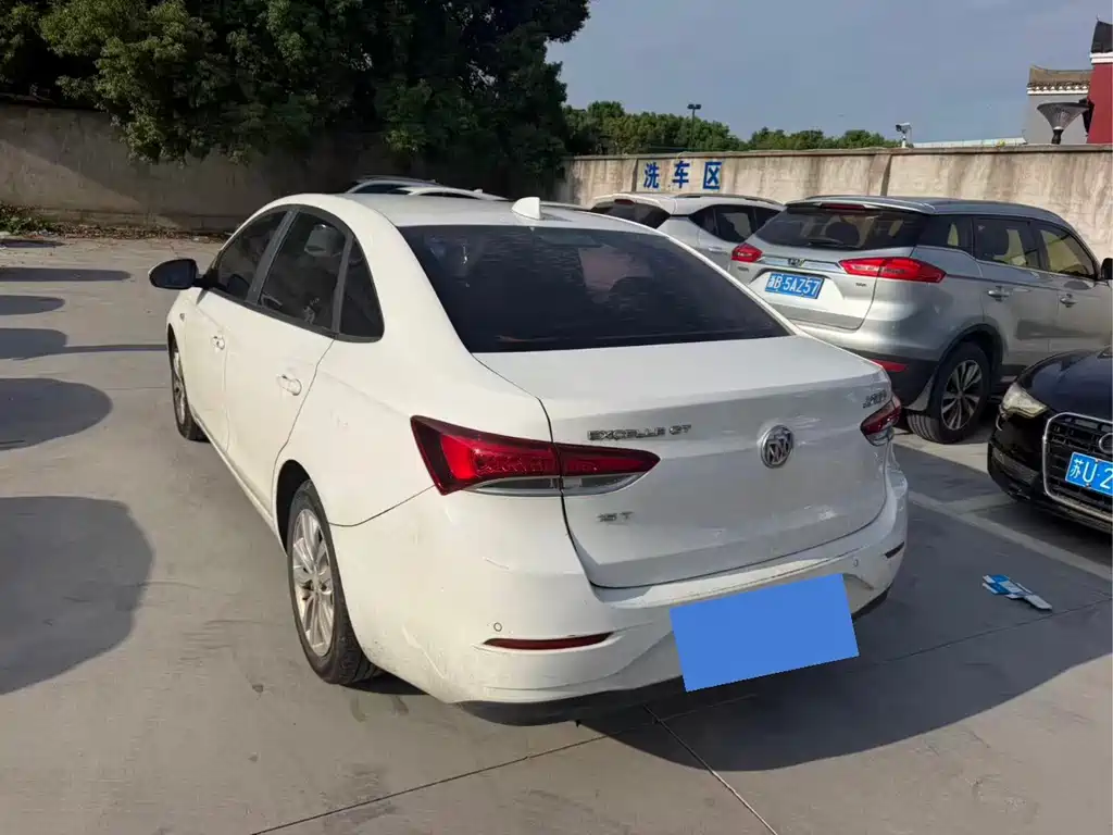 Buick Excelle — миниатюра 8