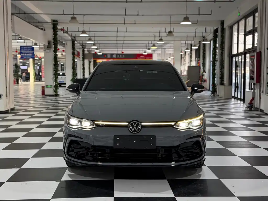 Volkswagen Golf — миниатюра 2