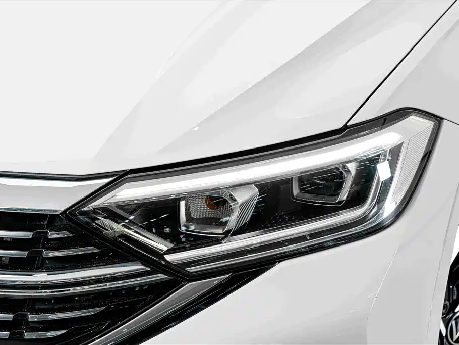 Volkswagen Sagitar — миниатюра 4