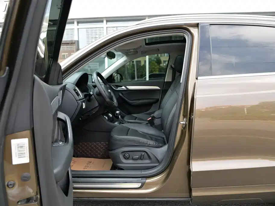 Audi Q3 2015 35 TFSI quattro