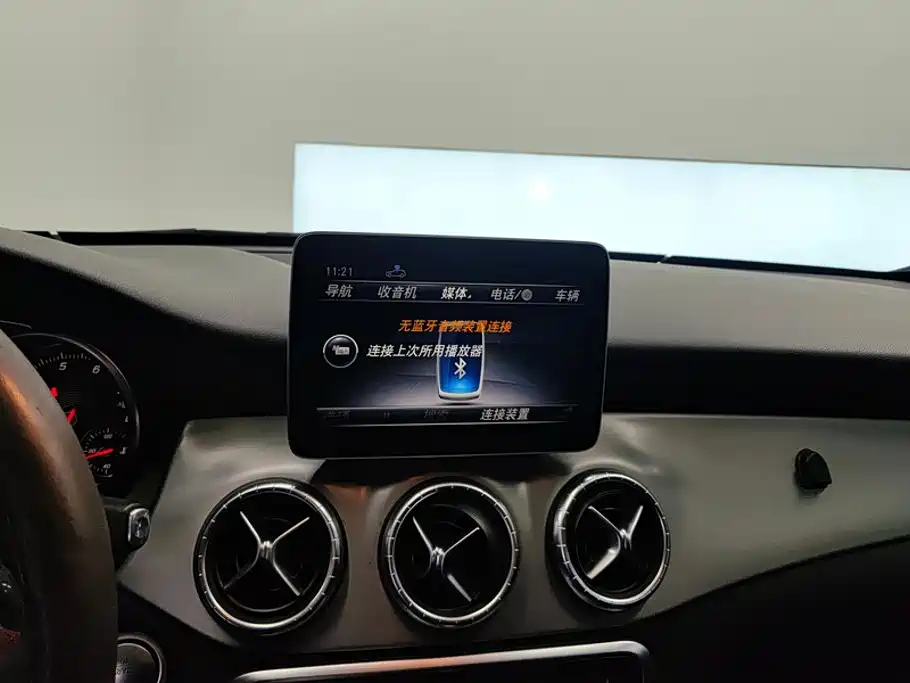 Mercedes-Benz CLA (Import) — миниатюра 13