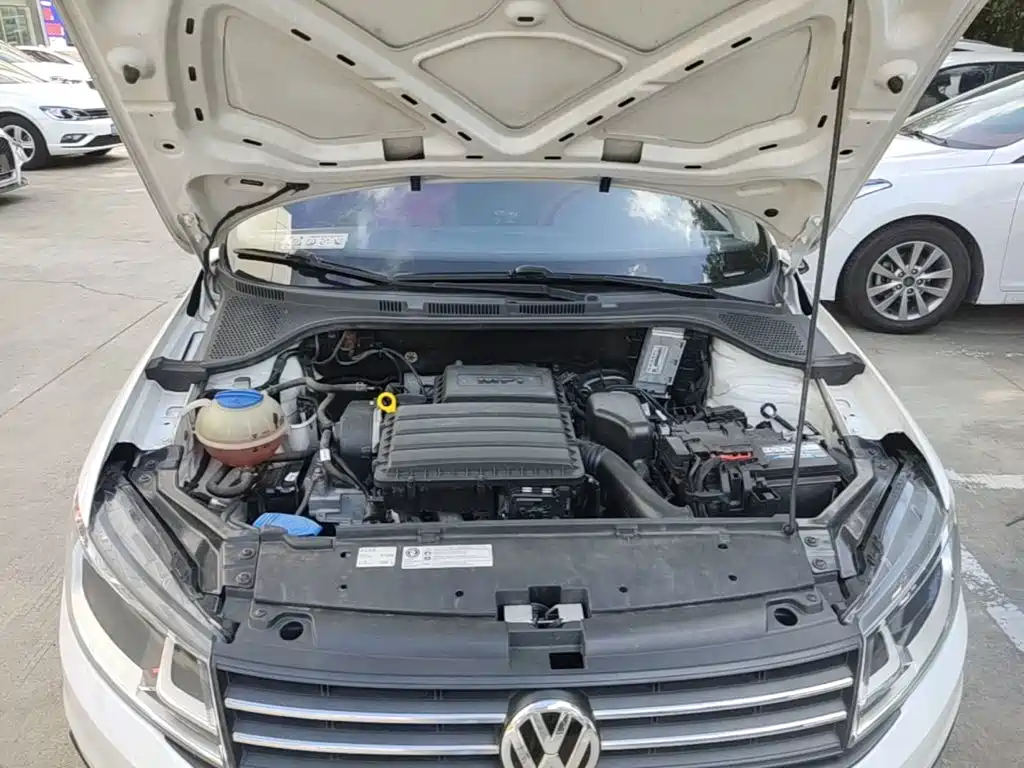 Volkswagen Santana — миниатюра 20