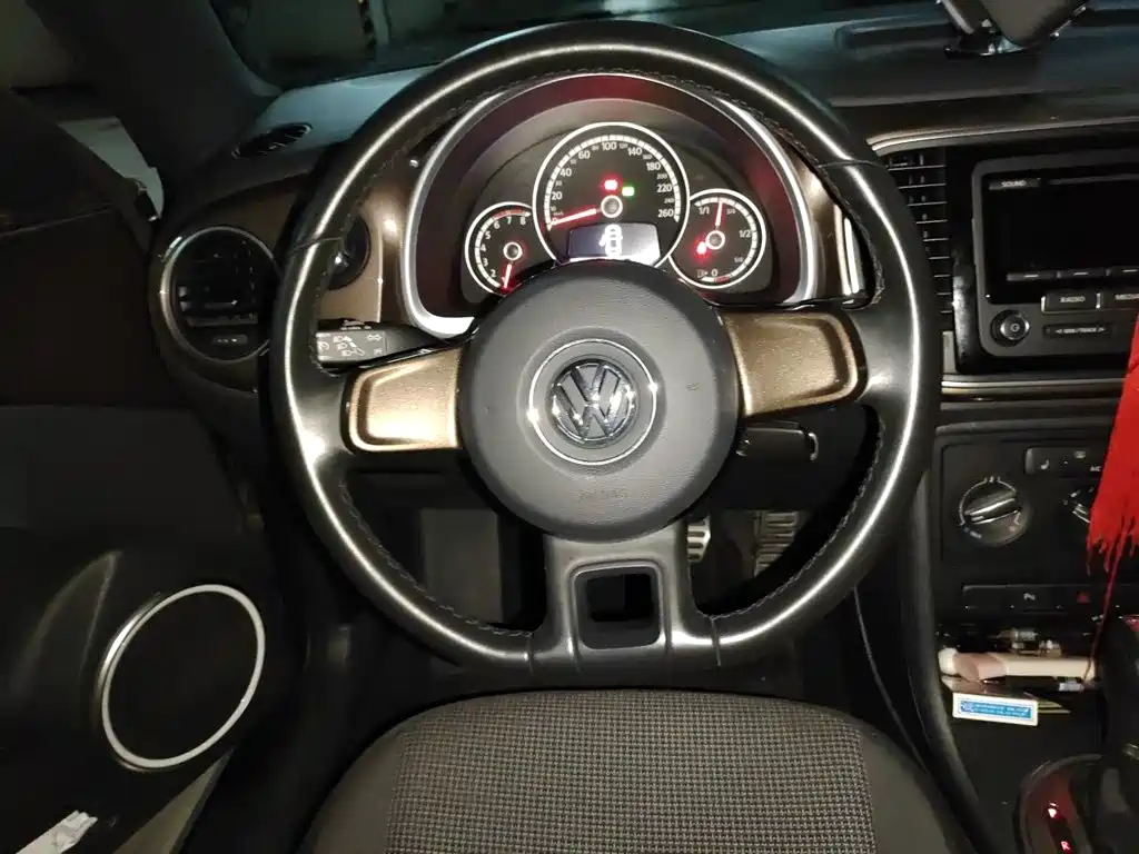 Volkswagen Beetle — миниатюра 3