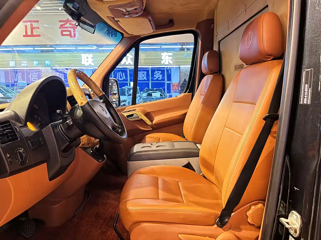 Mercedes-Benz Sprinter 2015 3.5L AT