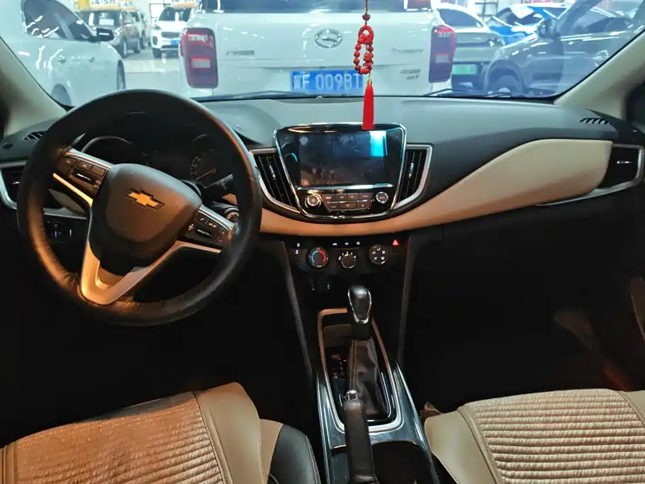 Chevrolet Monza — миниатюра 12