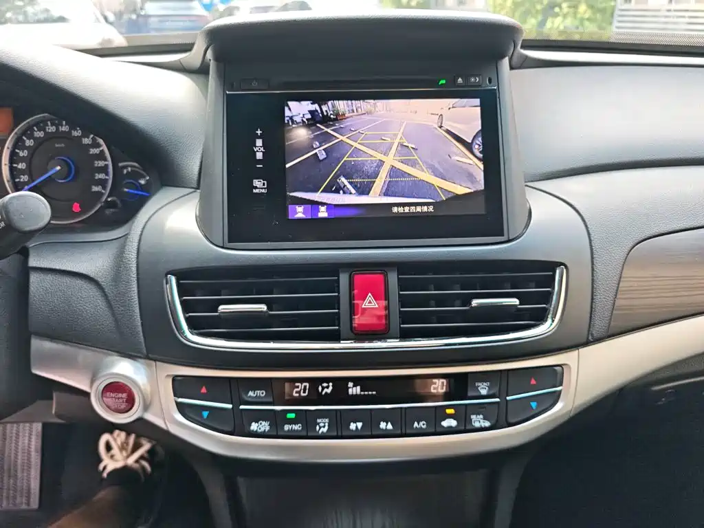 Honda Crosstour — миниатюра 15