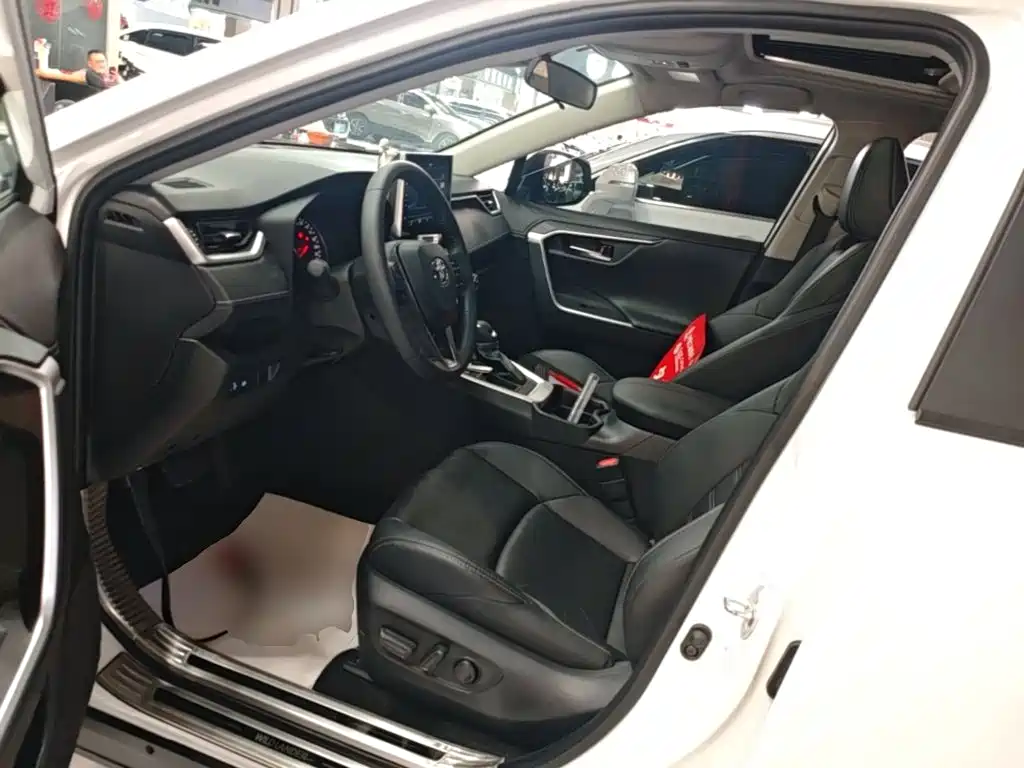 Toyota Wildlander — миниатюра 15