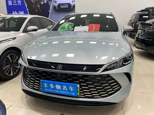 2025 BYD Qin