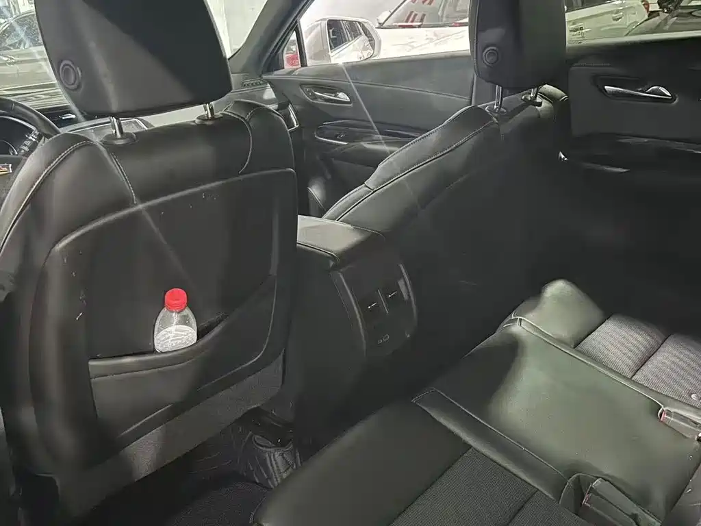 Cadillac XT4 — миниатюра 5