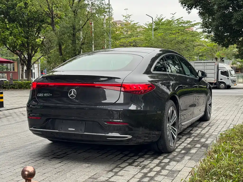 Mercedes-Benz EQS 2023 450+