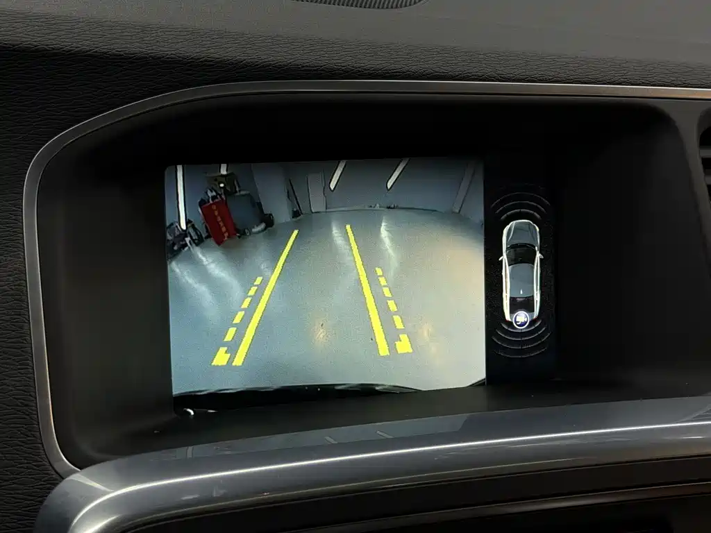 VOLVO S60 PLUG IN HYBRID