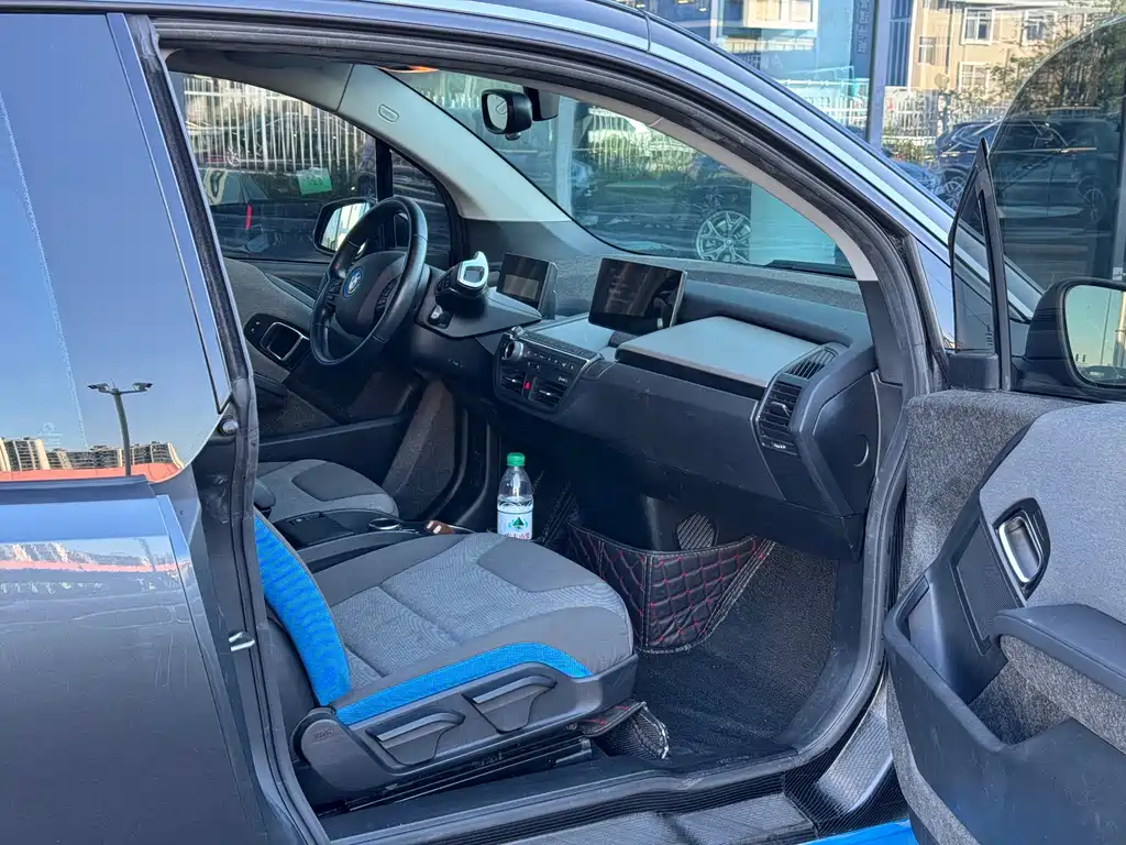 BMW i3 (Import) — миниатюра 17
