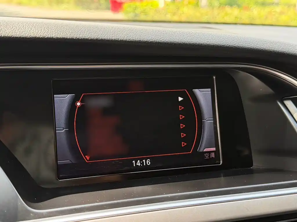 Audi A4L — миниатюра 16