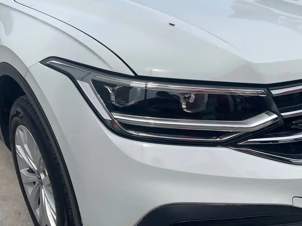 Volkswagen Tiguan L — миниатюра 4
