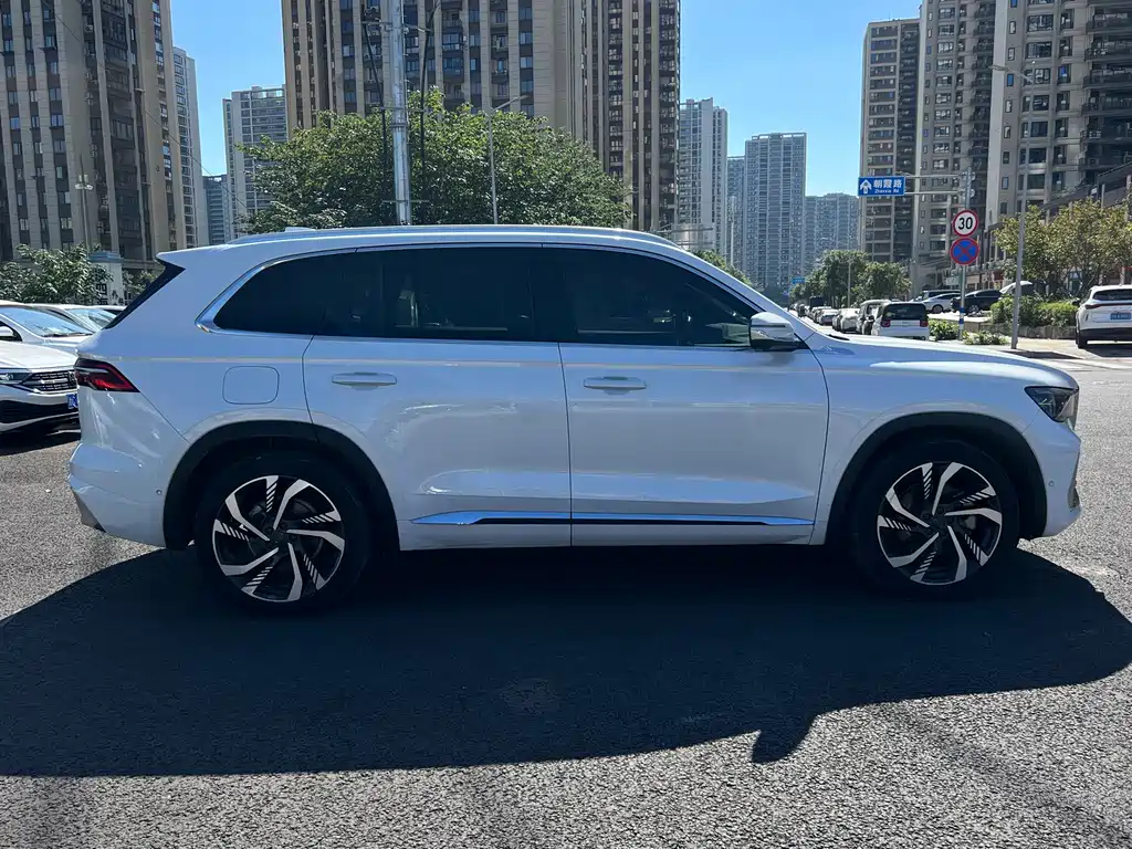 Geely Xingyue L — миниатюра 29