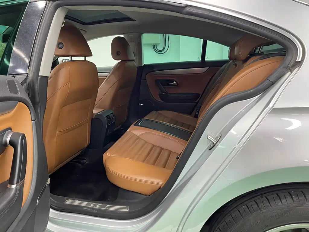 Volkswagen CC — миниатюра 8