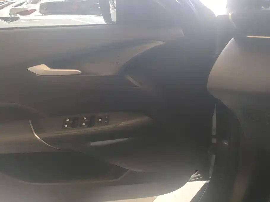 Changan Yida — миниатюра 7