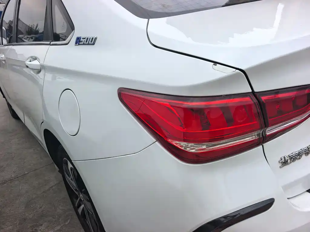 BAIC EU5 — миниатюра 9