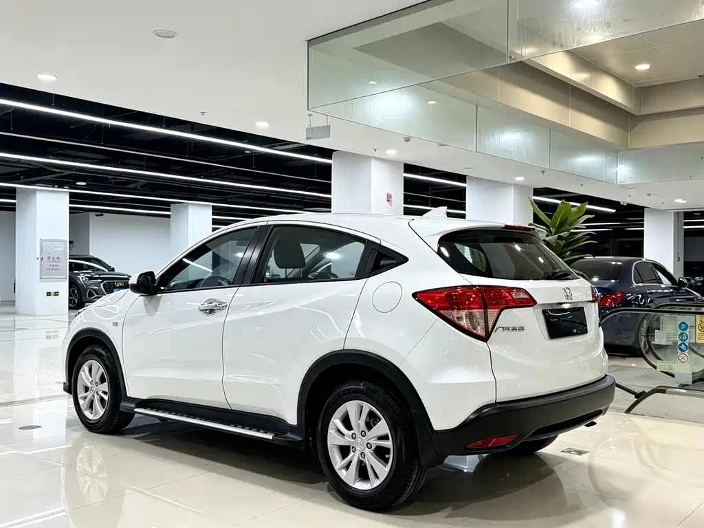 Honda Vezel — миниатюра 7