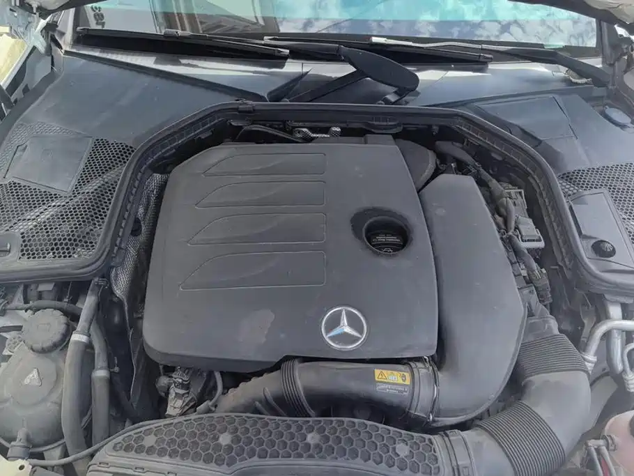 Mercedes-Benz C-Class — миниатюра 10