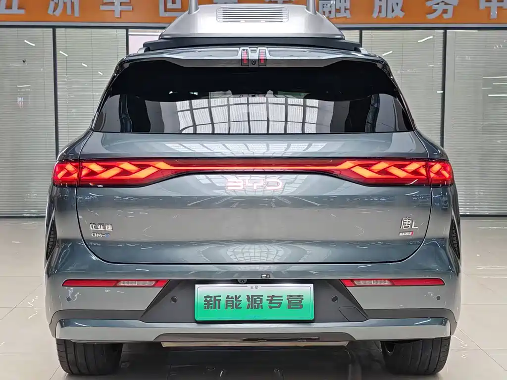 BYD Tang L L 2025 DM 175KM