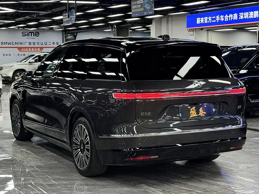 NIO ES8 — миниатюра 5