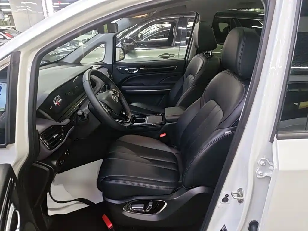 GAC Motor Trumpchi M6 — миниатюра 15