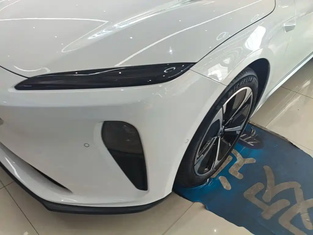 NIO ET5T — миниатюра 24