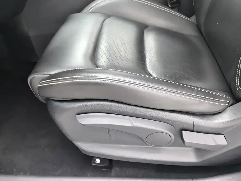 Geely Vision X6 — миниатюра 20