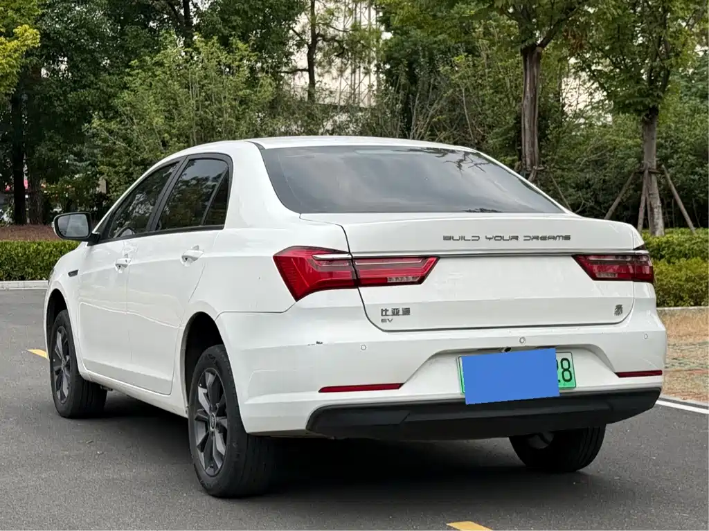 BYD Qin NEV — миниатюра 6