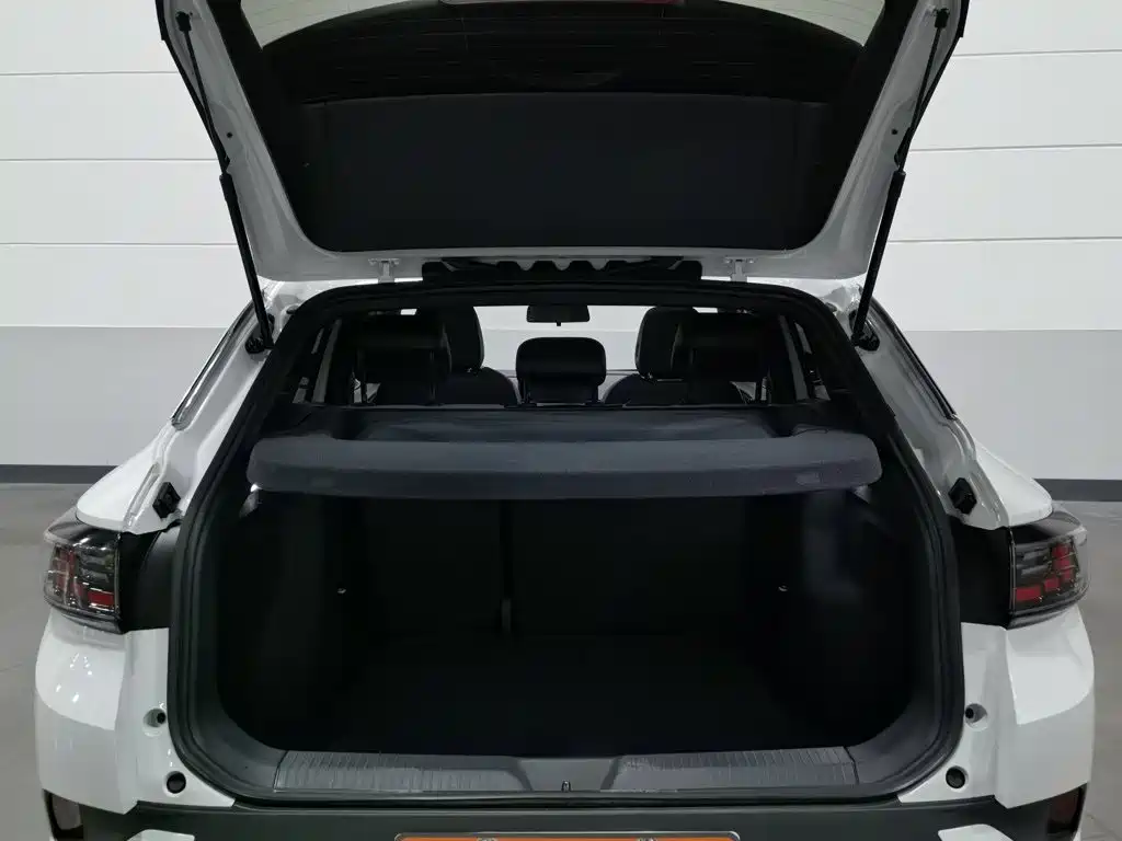 Volkswagen ID.4 Crozz — миниатюра 16